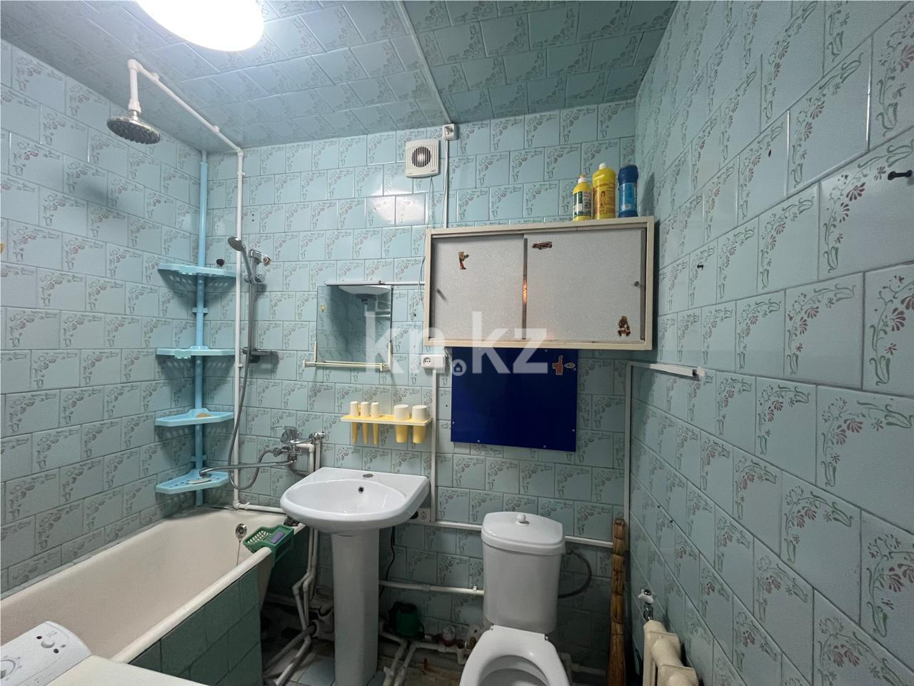 Продажа 3-комнатной квартиры, 53 м², пр. Бухар-жырау, дом  75 в Караганде - фото 13