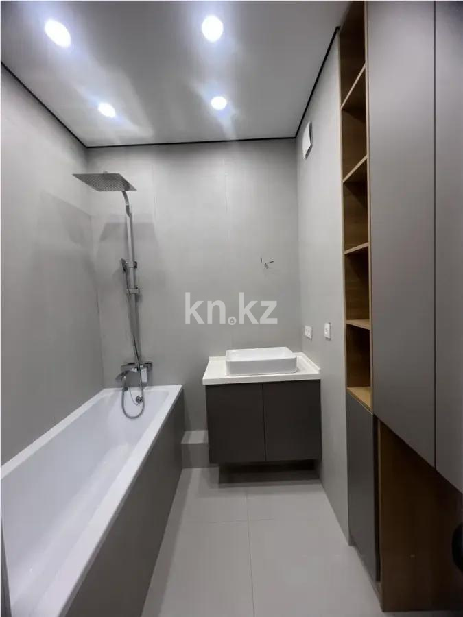 Продажа 2-комнатной квартиры, 57.7 м², ул. Омарова, дом  3/1 в Алматы - фото 4