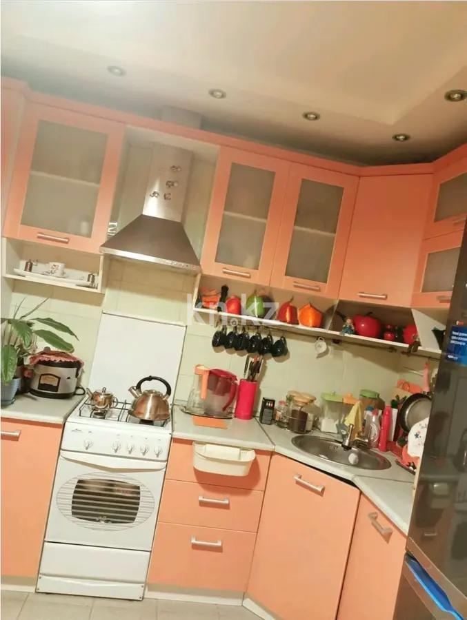 Продажа 1-комнатной квартиры, 40 м², мкр-н Кокжиек, дом  20 в Алматы