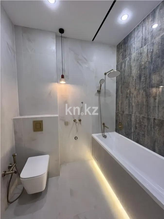 Продажа 3-комнатной квартиры, 72 м², ул. Сыганак, дом  52/1 в Астане - фото 5