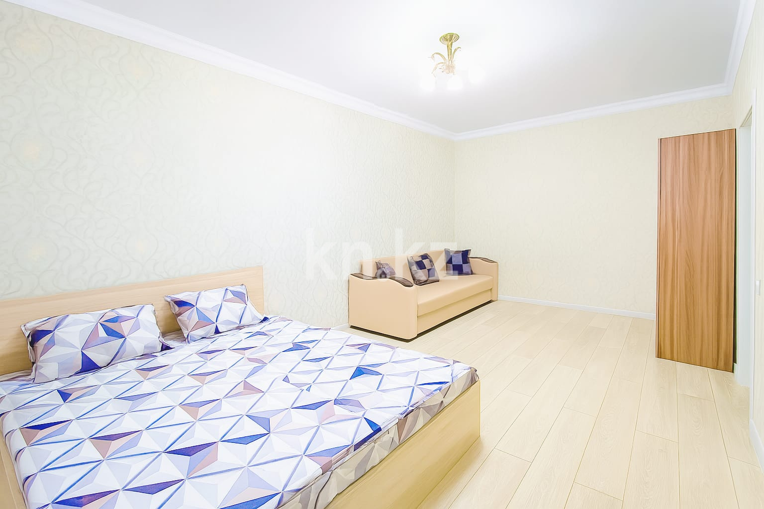 Аренда 1-комнатной квартиры посуточно, 40 м², пр. Кабанбай батыра, дом  29/2 - ул. Сыганак в Астане - фото 4