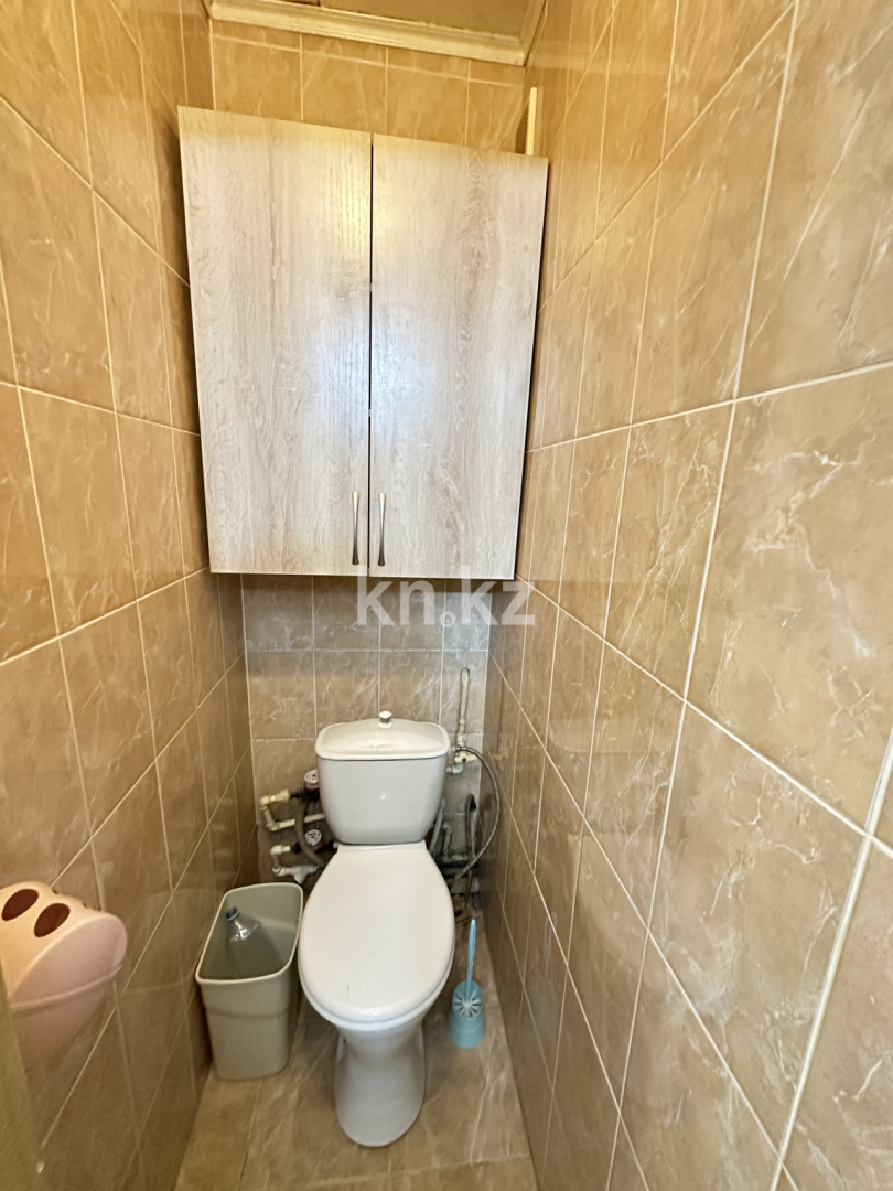 Продажа 2-комнатной квартиры, 45.8 м², ул. Аманжолова, дом  17 в Караганде - фото 12