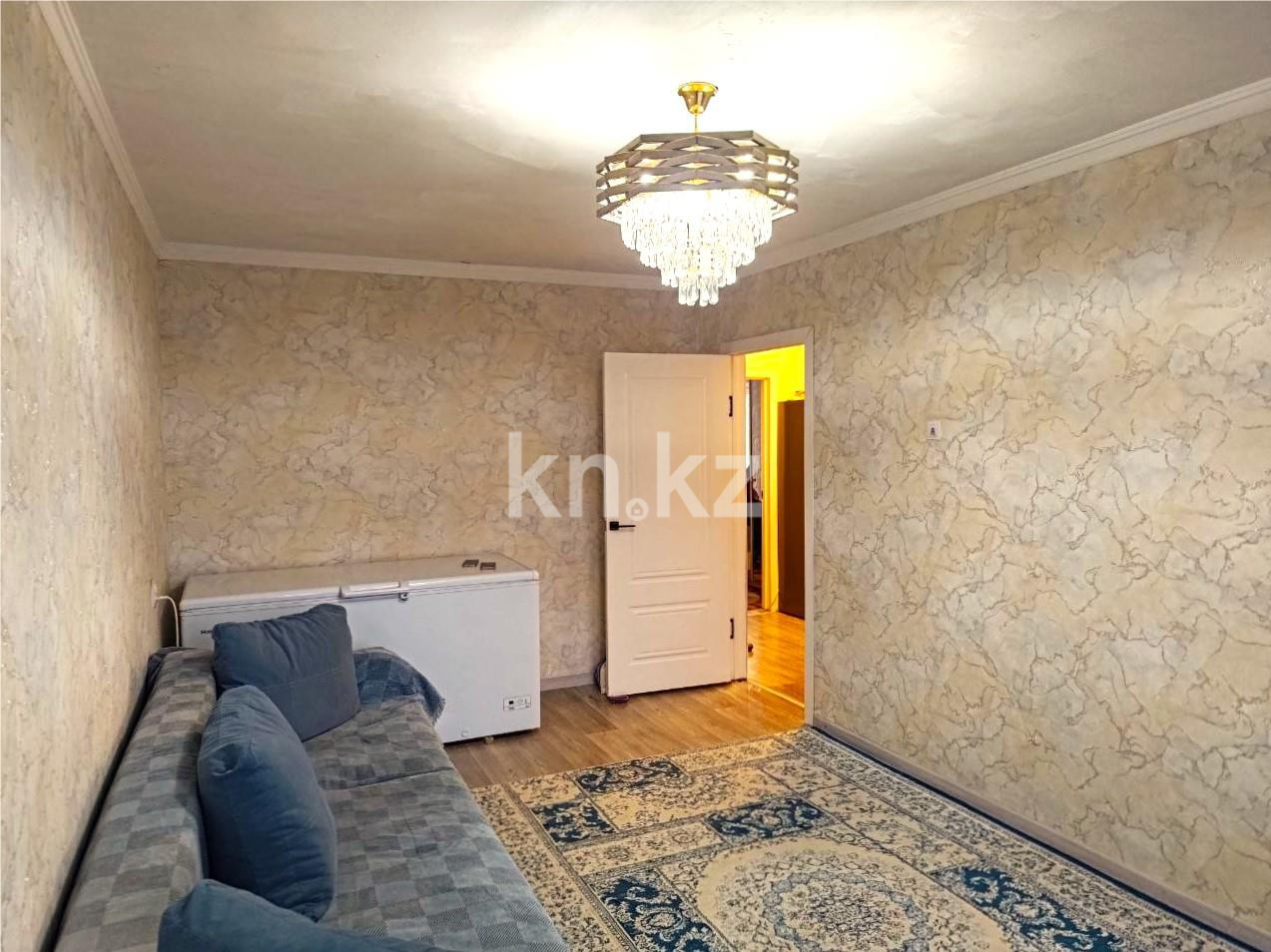 Продажа 3-комнатной квартиры, 61 м², 23-й мкр., дом  17 в Караганде - фото 2