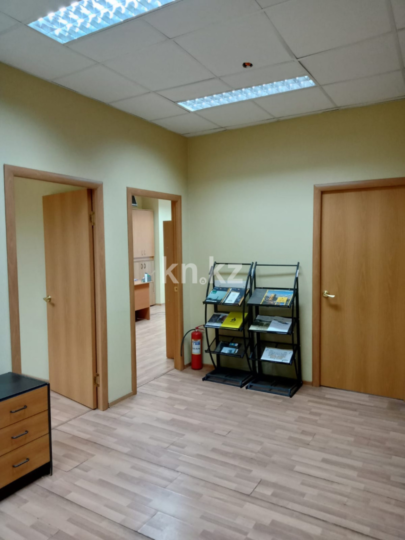 Продажа , 73 м², ул. Кунаева, дом  12/1 в Астане