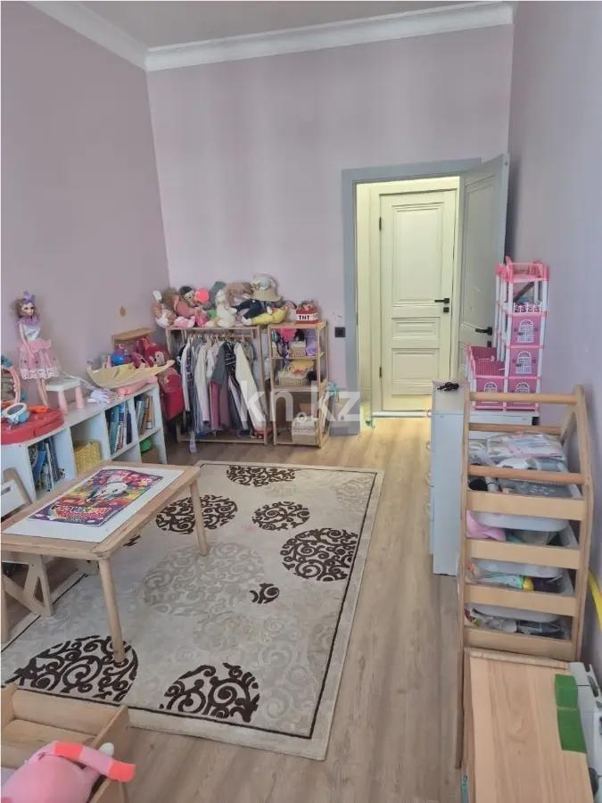 Продажа 4-комнатной квартиры, 107.8 м² в Астане - фото 4
