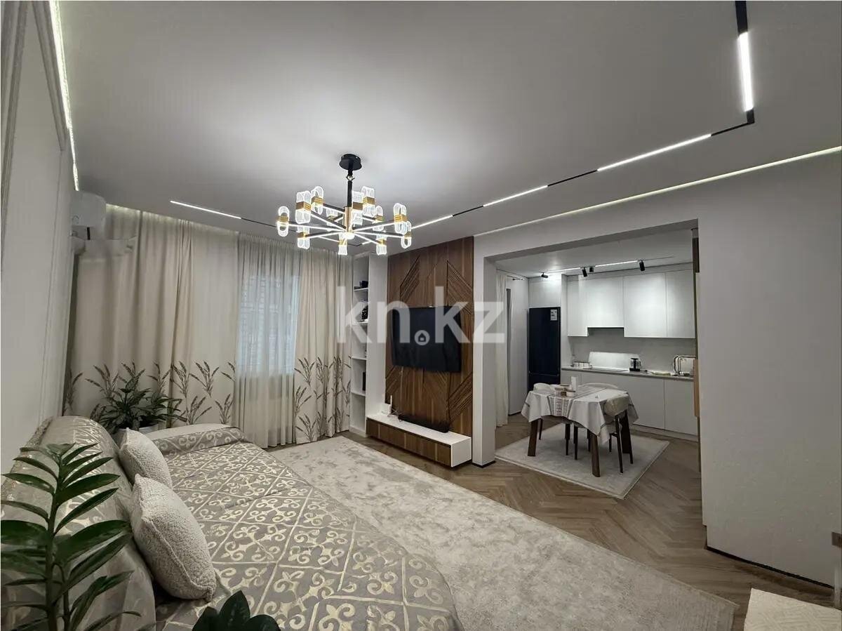 Продажа 2-комнатной квартиры, 65 м² в Алматы