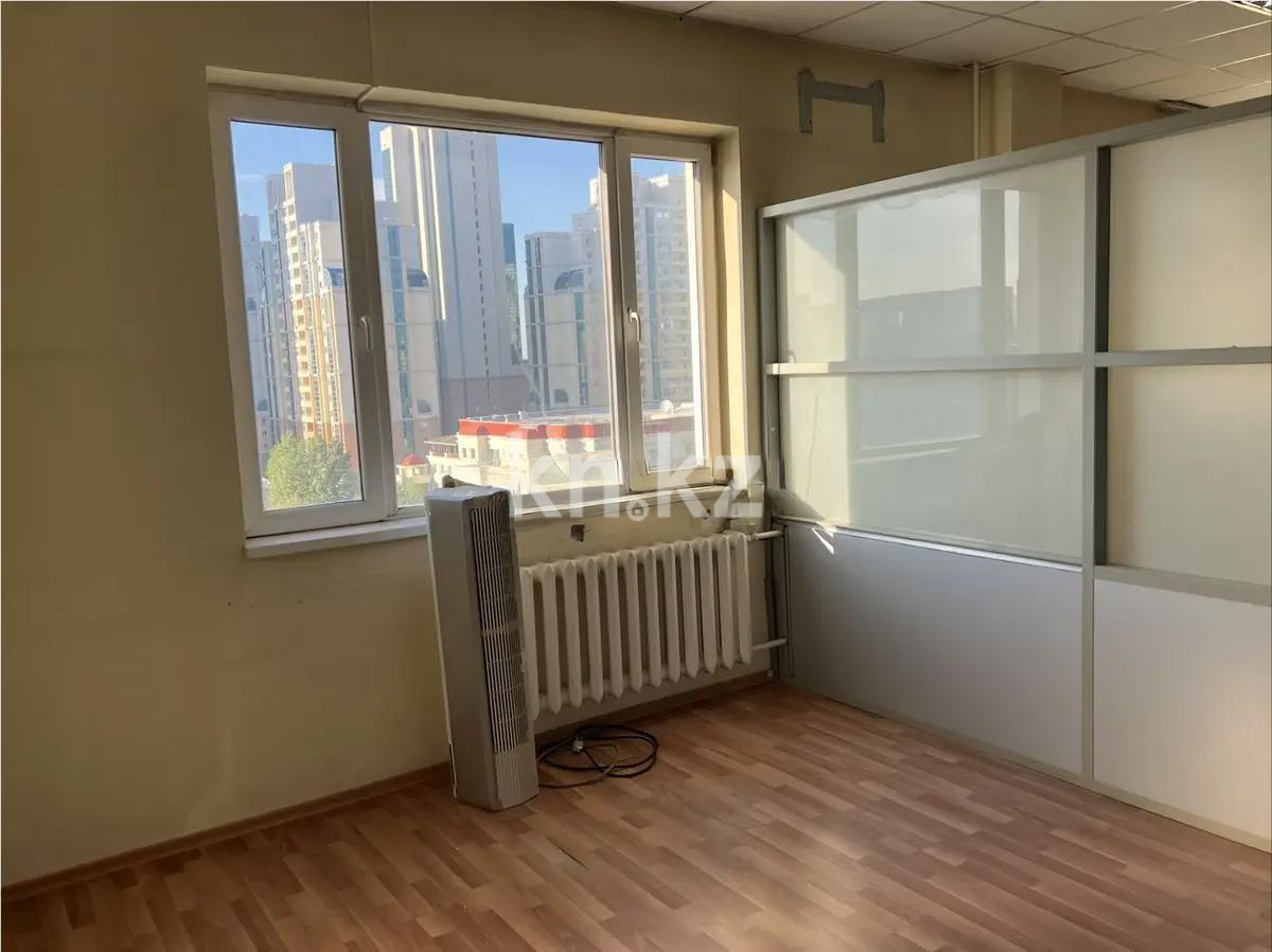 Продажа 5-комнатной квартиры, 191 м², ул. Иманова, дом  10/1 в Астане - фото 2