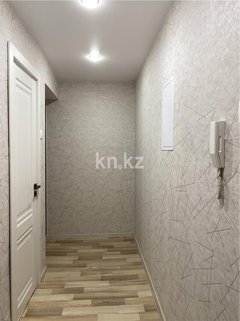 Продажа 1-комнатной квартиры, 37 м², пр. Тауелсыздык в Астане - фото 11