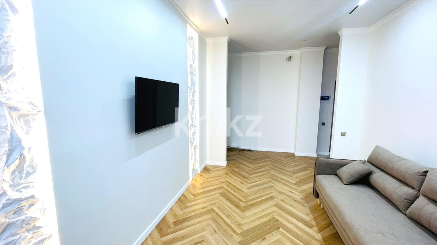 Продажа 2-комнатной квартиры, 55 м², ул. Букетова в Караганде - фото 3