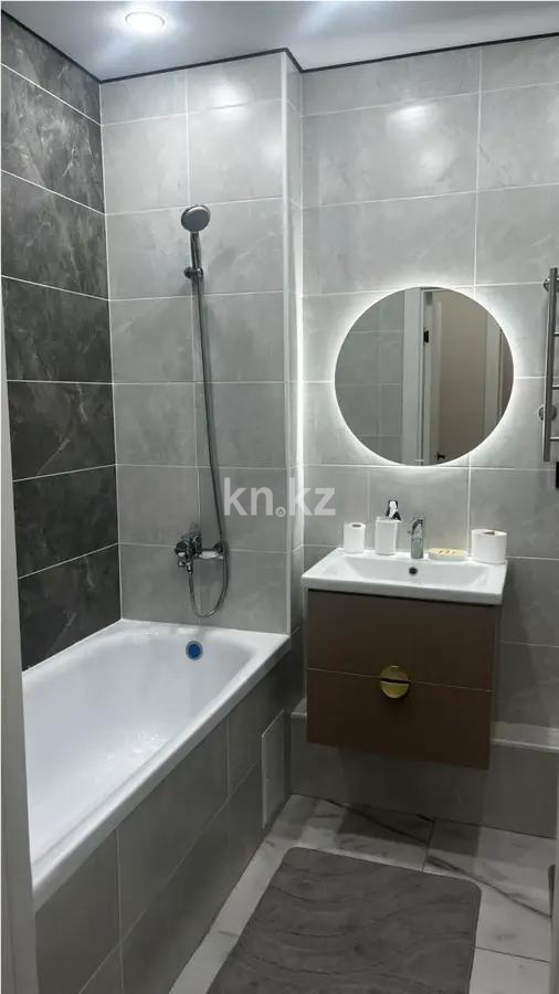 Продажа 2-комнатной квартиры, 52.6 м², ул. Е-652, дом  20 в Астане - фото 4