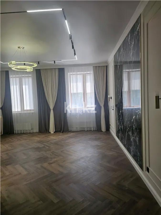 Продажа 4-комнатной квартиры, 120 м², ул. Кенесары, дом  6 стр в Астане