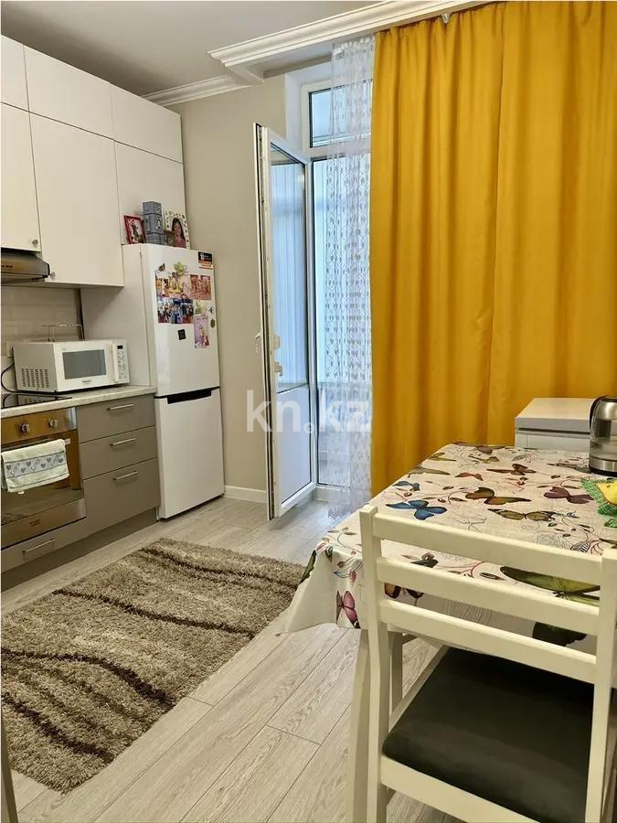Продажа 1-комнатной квартиры, 40 м², ул. Онгарсыновой, дом  6 в Астане - фото 2