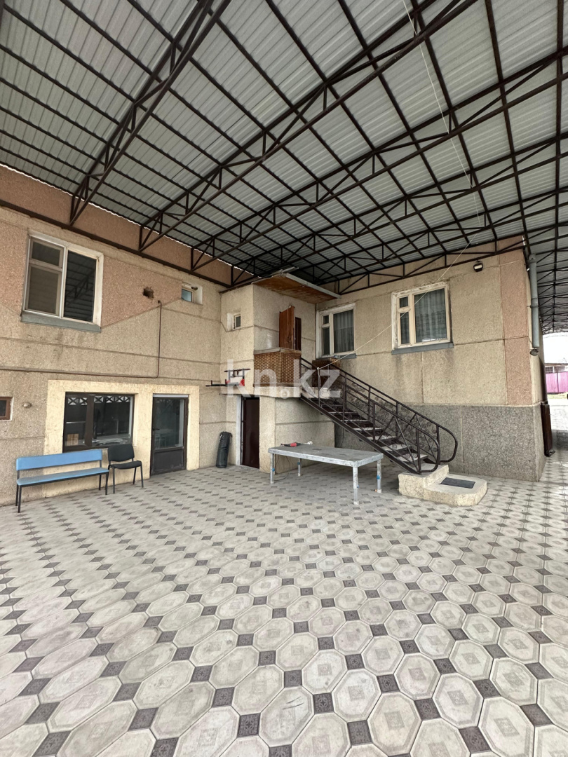 Продажа 7-комнатного дома, 400 м² в Шымкенте
