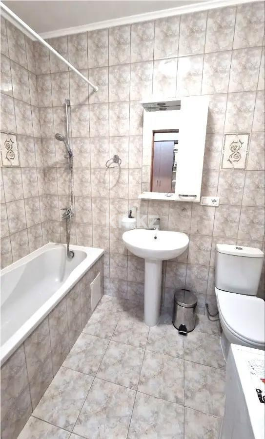 Продажа 2-комнатной квартиры, 46 м², пр. Абая, дом  8 в Астане - фото 4