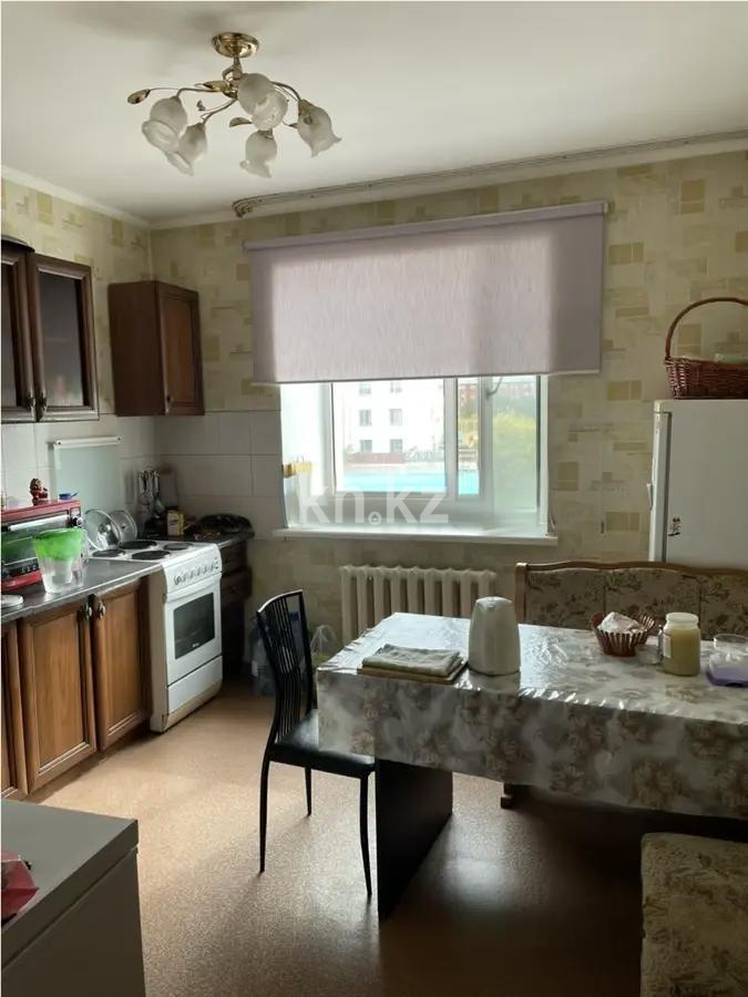 Продажа 2-комнатной квартиры, 64 м², пр. Абылай хана, дом  51 в Астане - фото 4