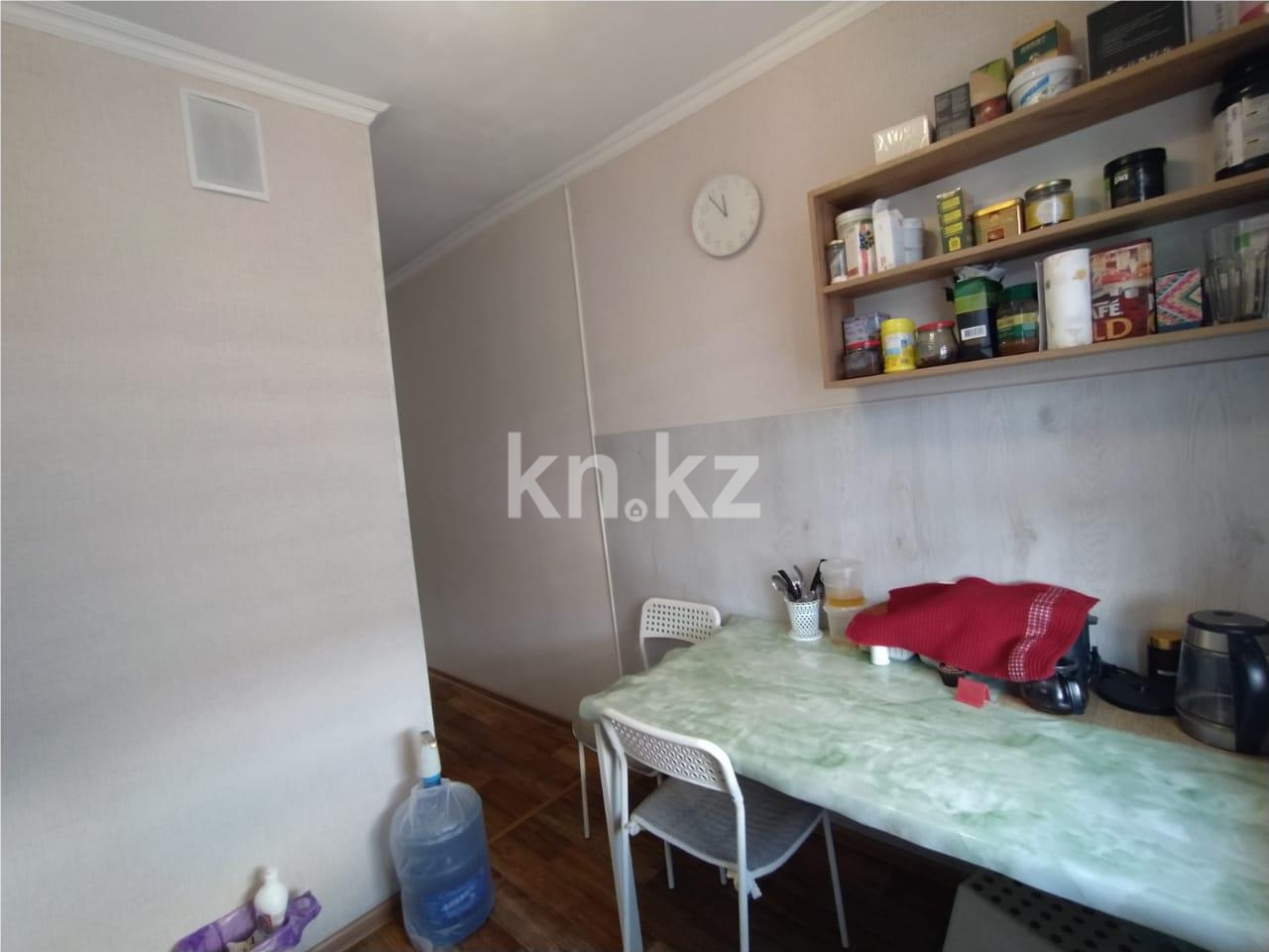 Продажа 3-комнатной квартиры, 61 м², ул. Мустафина в Караганде - фото 14