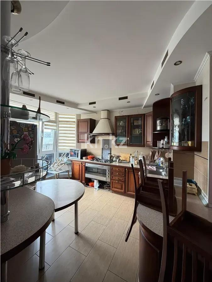 Продажа 4-комнатной квартиры, 131.5 м² в Алматы - фото 5