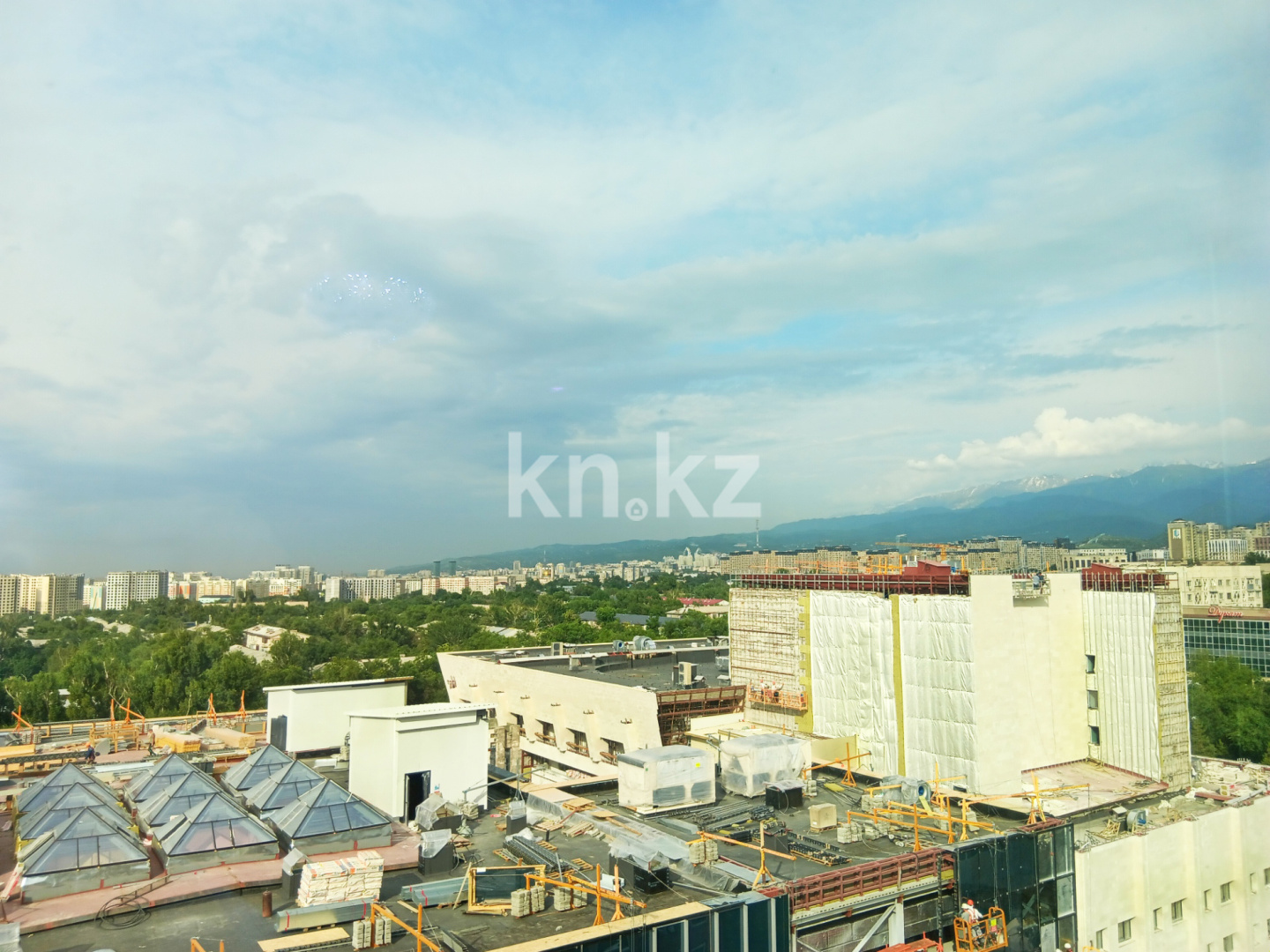 Продажа 2-комнатной квартиры, 86 м² в Алматы - фото 11