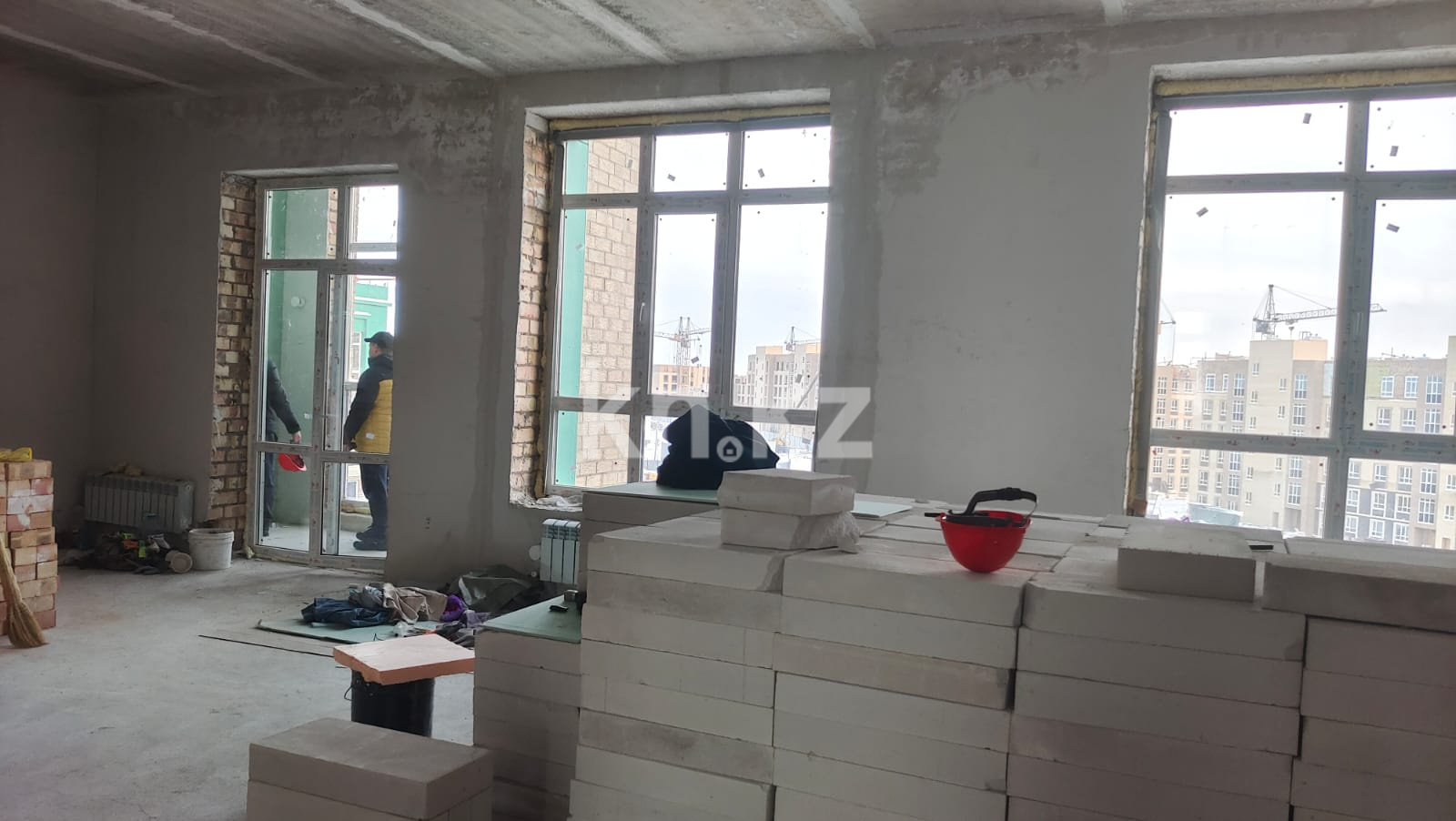 Продажа 3-комнатной квартиры, 77 м² в Караганде - фото 3