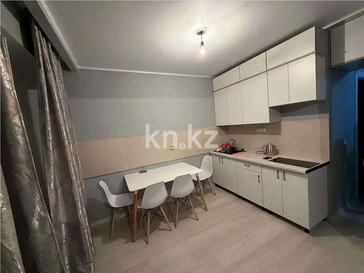 Продажа 1-комнатной квартиры, 36 м², ул. Байтурсынова, дом  36 в Астане - фото 2