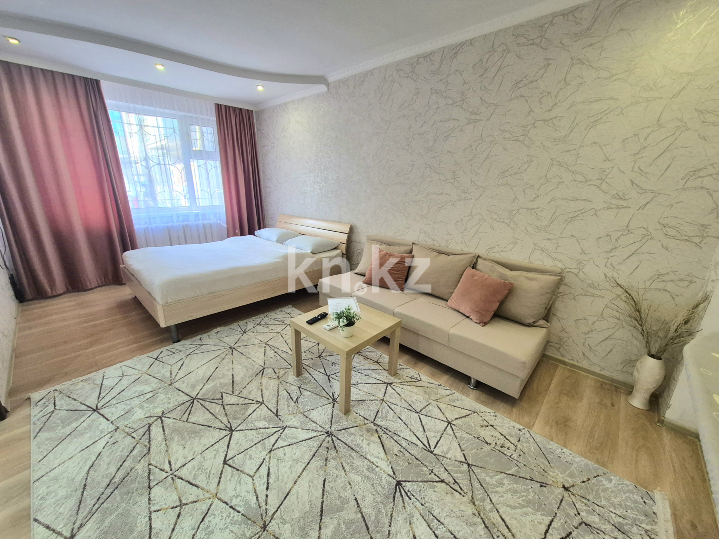 Аренда 1-комнатной квартиры посуточно, 33 м², ул. Мажита Жунисова, дом  179 в Уральске - фото 4