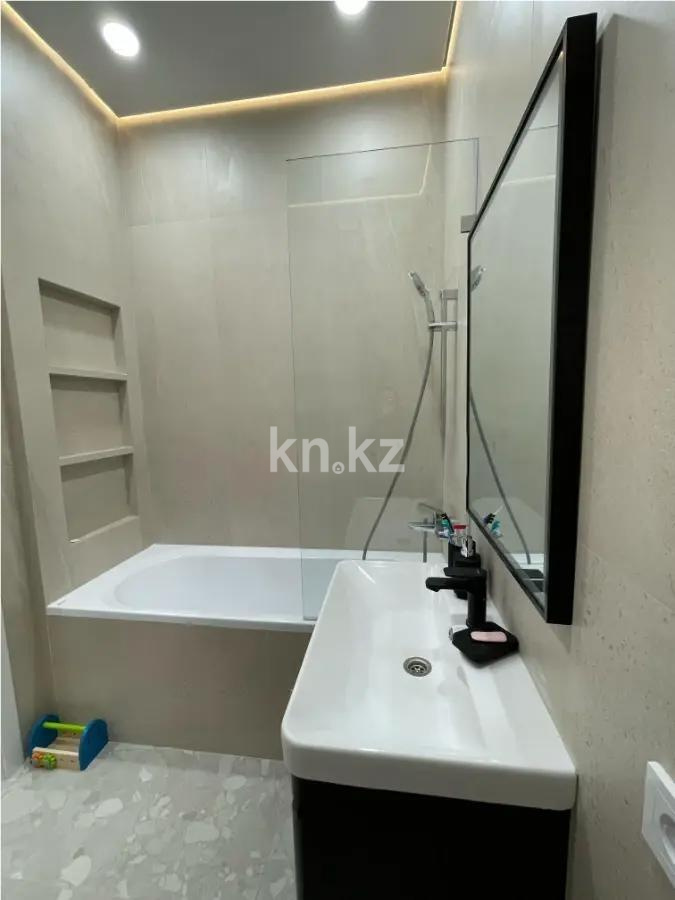 Продажа 3-комнатной квартиры, 73 м² в Алматы - фото 4