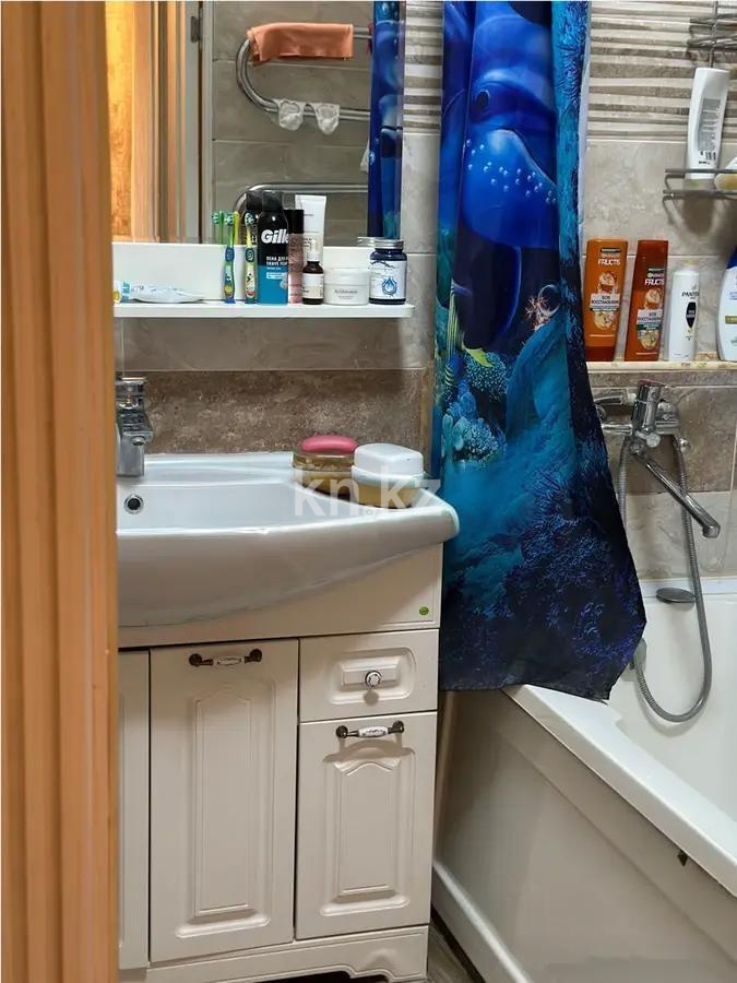 Продажа 2-комнатной квартиры, 57 м², мкр-н Аксай-4, дом  70 в Алматы - фото 3