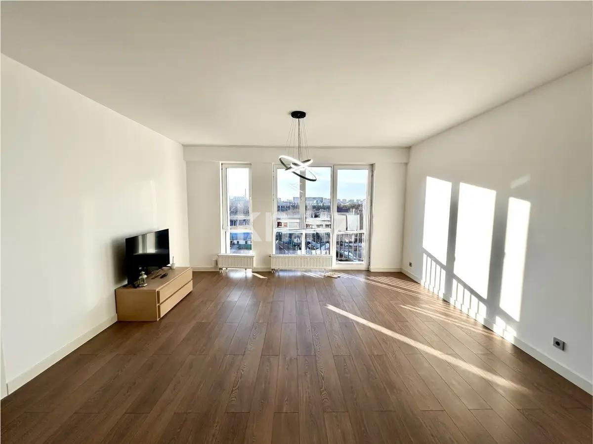 Продажа 2-комнатной квартиры, 55 м² в Алматы