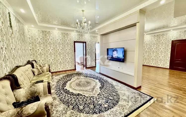 Продажа 6-комнатного дома, 295 м² в Астане