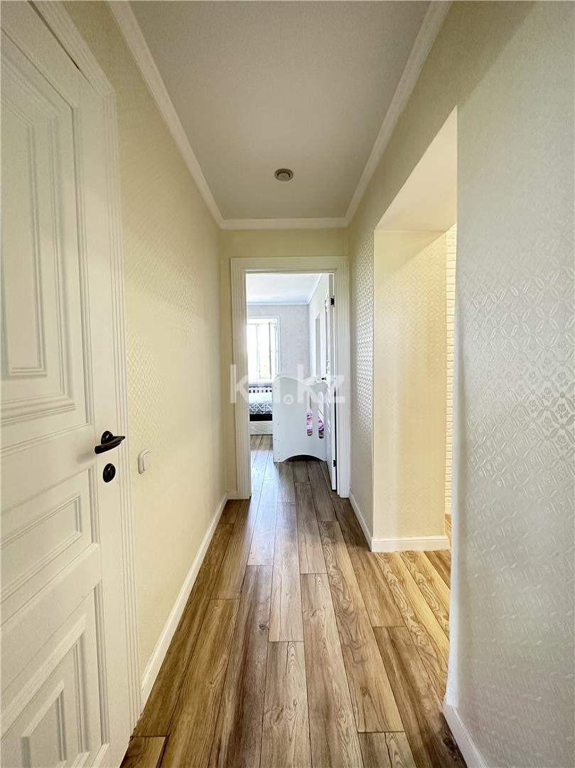 Продажа 4-комнатной квартиры, 79 м², ул. Крылова в Караганде - фото 12