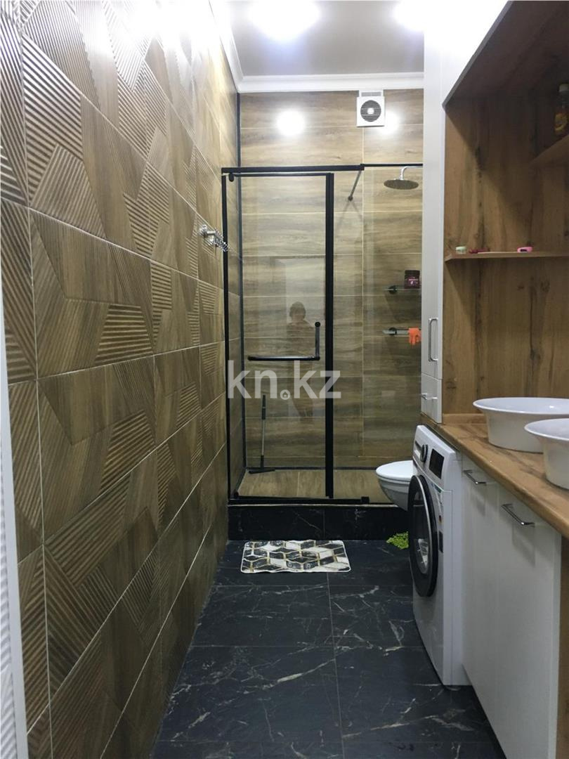 Продажа 3-комнатной квартиры, 78 м², мкр. Алтын Арка в Караганде - фото 13