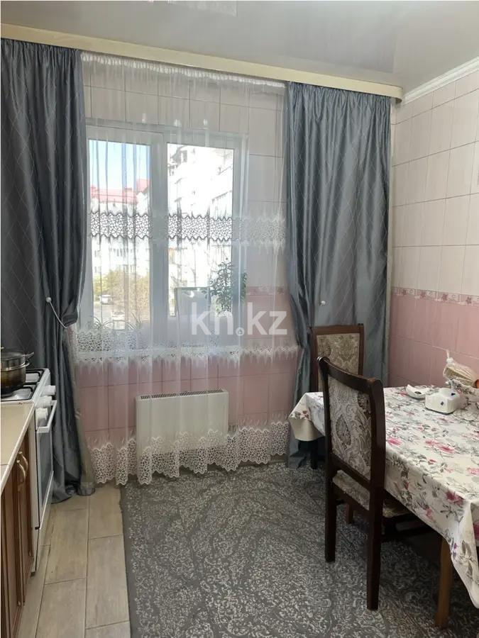Продажа 2-комнатной квартиры, 64 м², мкр-н Кокжиек, дом  42 в Алматы - фото 3
