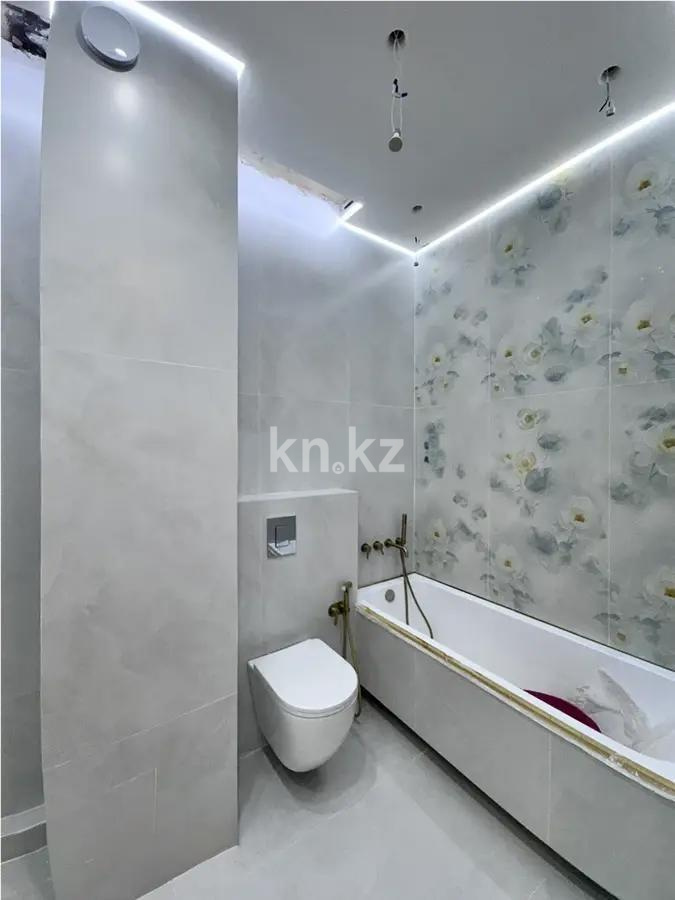 Продажа 4-комнатной квартиры, 116.8 м² в Астане - фото 3