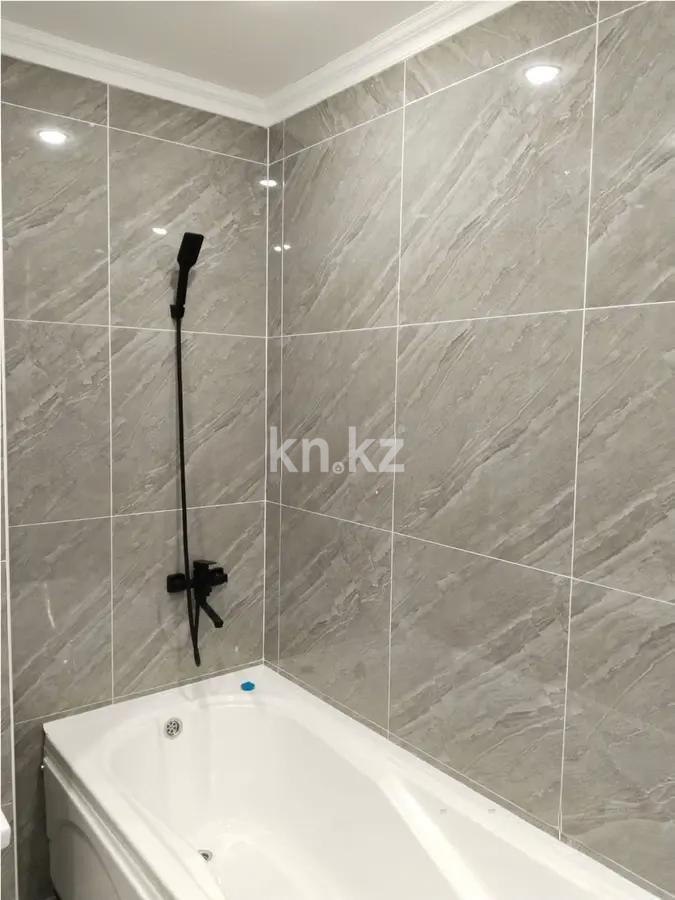 Продажа 3-комнатной квартиры, 74 м², ул. Толе би, дом  189/3 в Алматы - фото 5