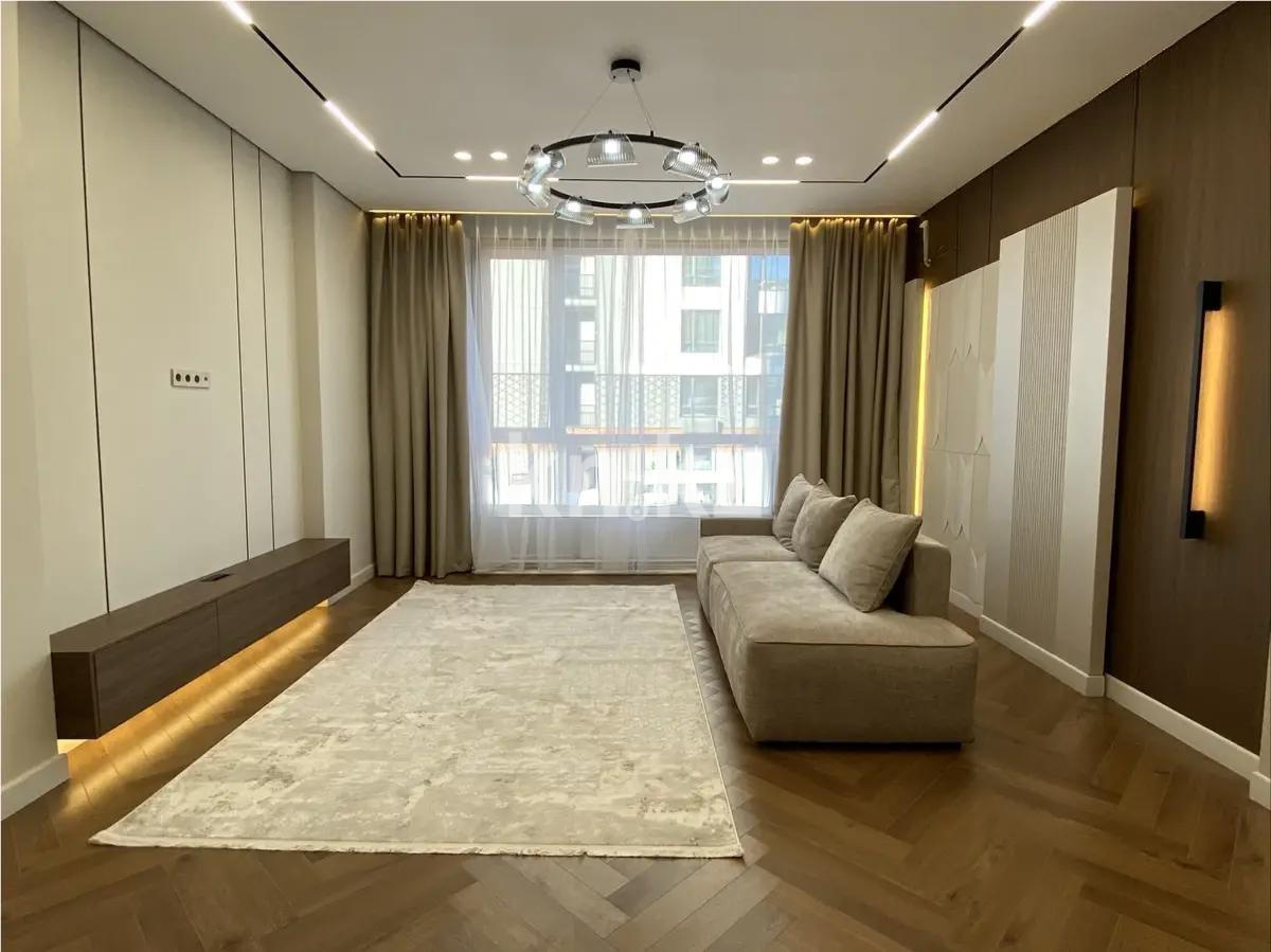 Продажа 3-комнатной квартиры, 72 м², ул. Сыганак, дом  52/1 в Астане