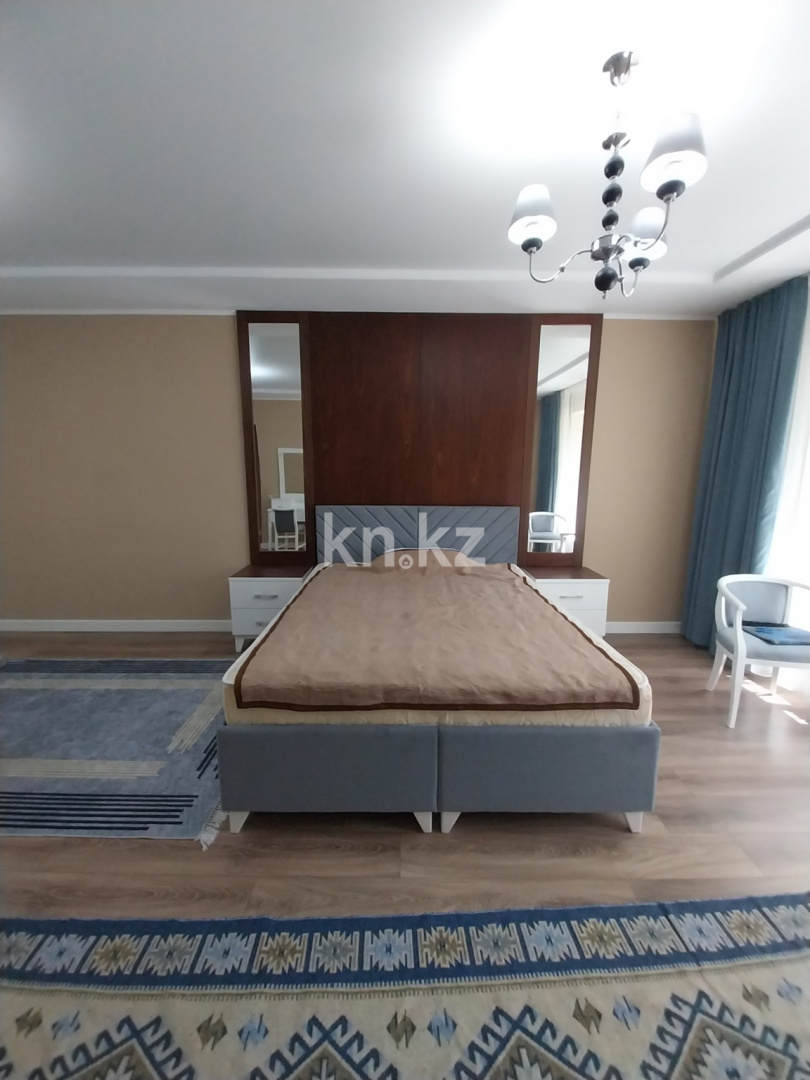 Продажа 3-комнатной квартиры, 130.9 м², ул. Арайлы в Алматы - фото 4