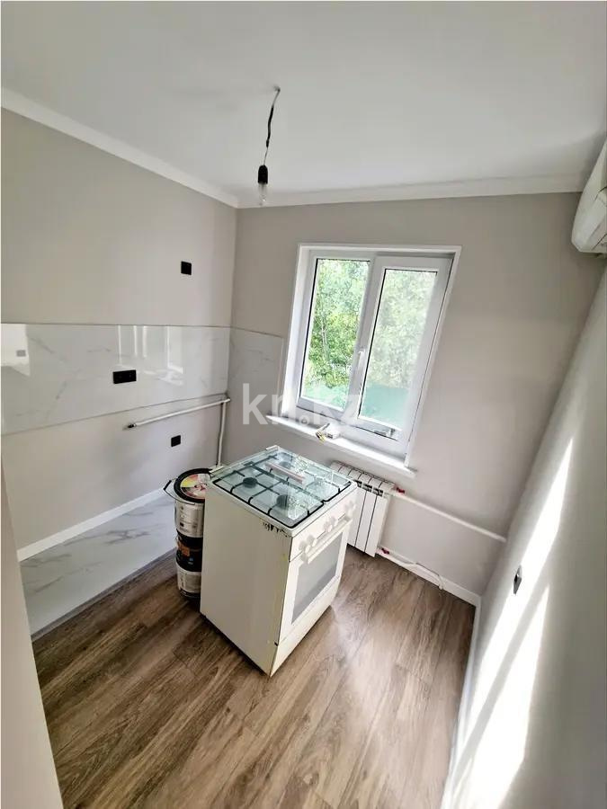 Продажа 3-комнатной квартиры, 59 м², мкр-н 4, дом  21 в Алматы - фото 3