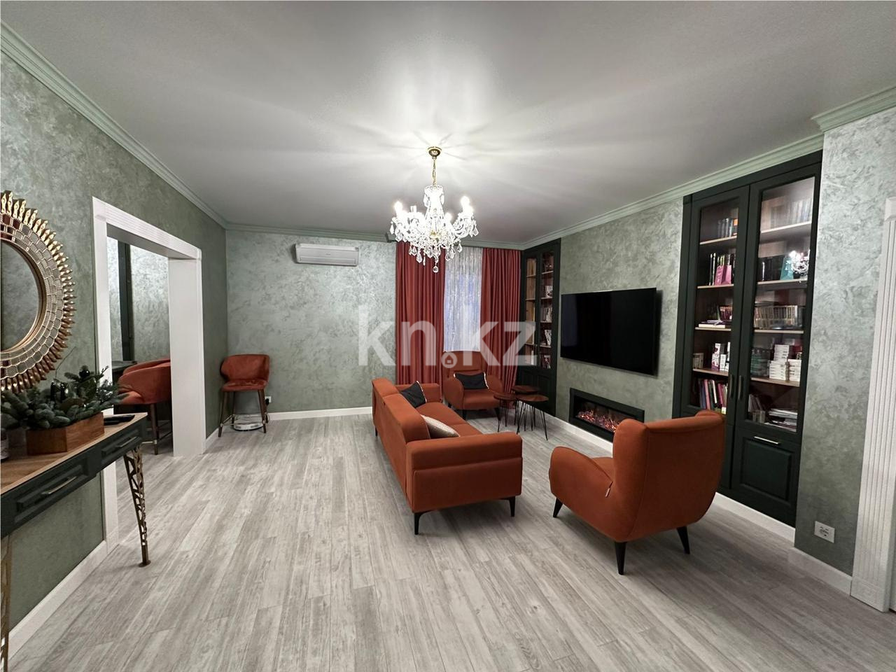 Продажа 5-комнатной квартиры, 130 м², пр. Назарбаева в Караганде