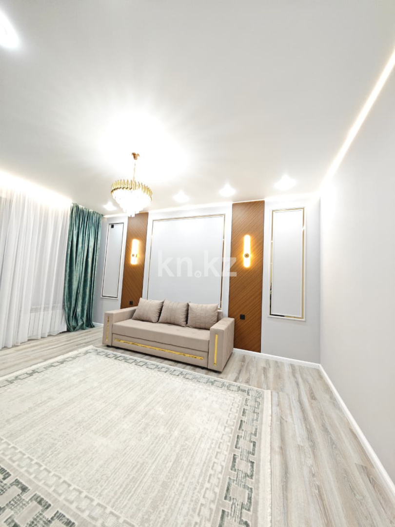 Продажа 2-комнатной квартиры, 61 м², ул. Университетская, дом  18 в Караганде - фото 4