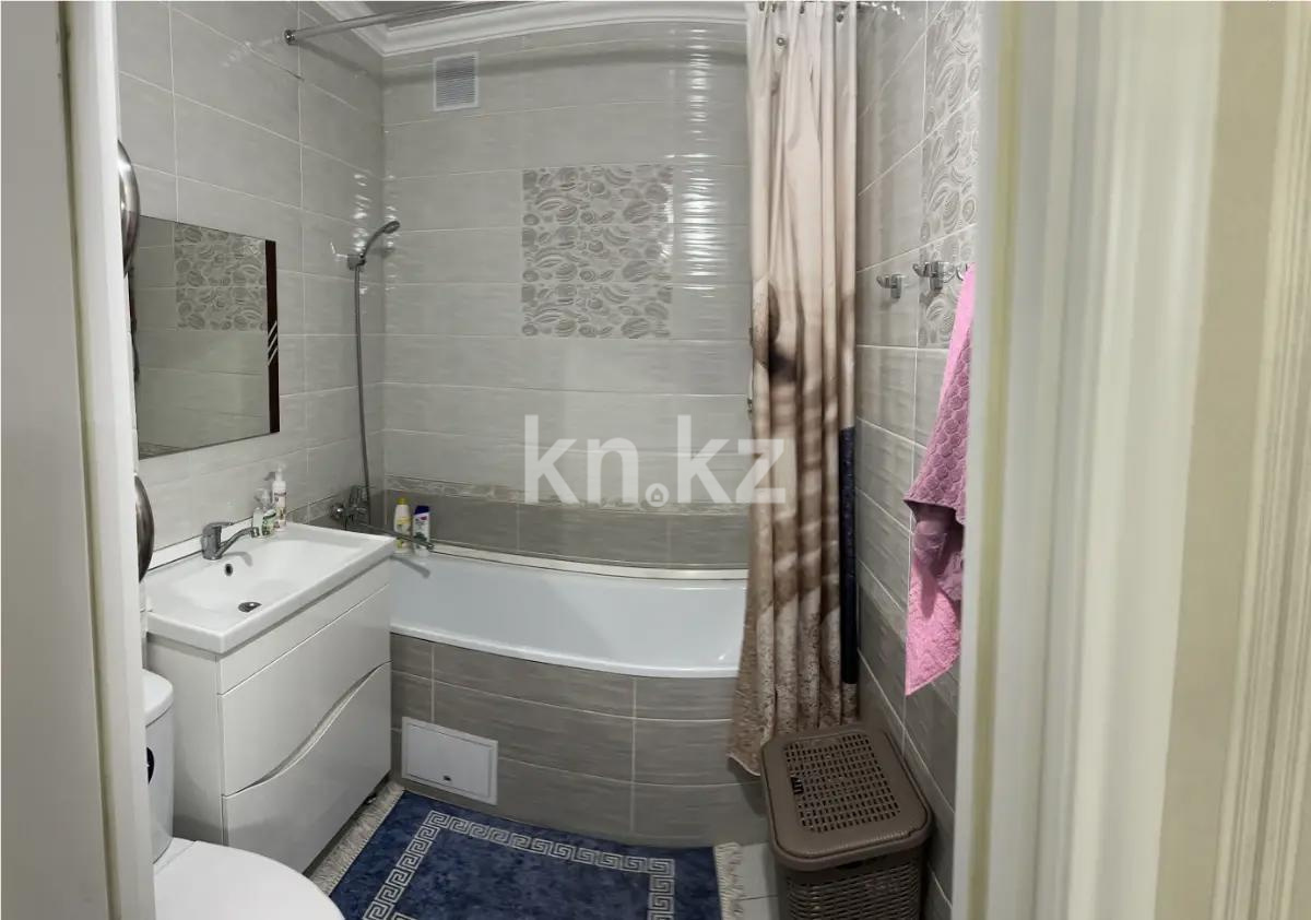 Продажа 3-комнатной квартиры, 88 м², ул. Сауран, дом  5д в Астане - фото 4