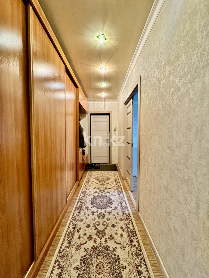 Продажа 4-комнатной квартиры, 77 м², ул. Гапеева, дом  12 в Караганде - фото 33