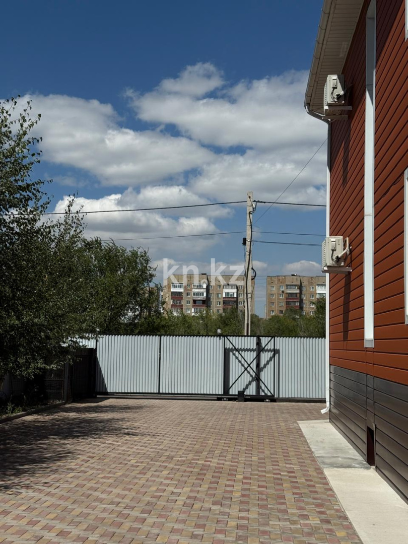 Продажа 7-комнатного дома, 370 м² в Караганде - фото 3