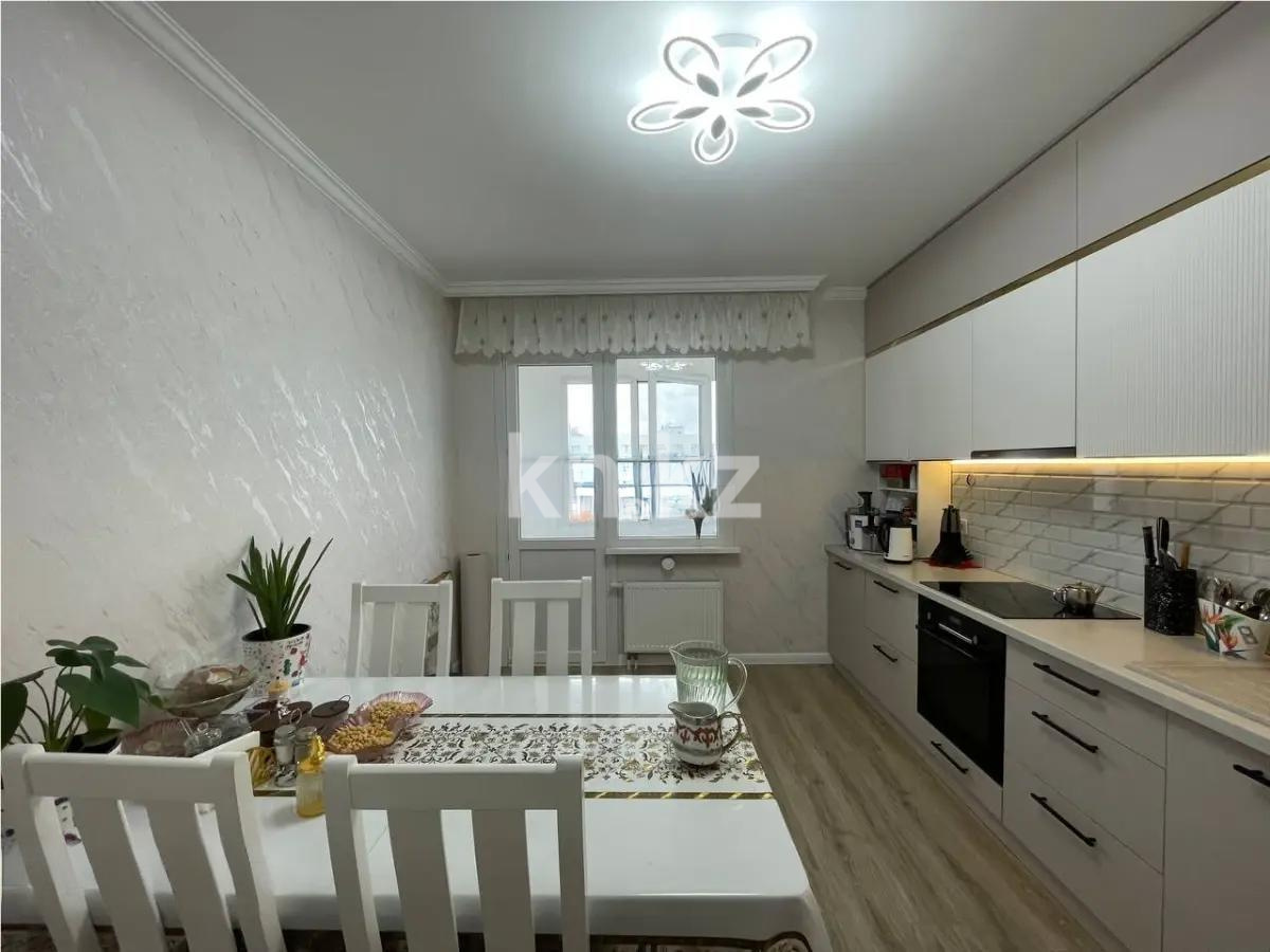 Продажа 3-комнатной квартиры, 100.2 м², ул. Е-511, дом  38 в Астане - фото 4