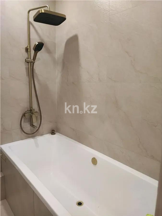 Продажа 3-комнатной квартиры, 82 м² в Алматы - фото 3