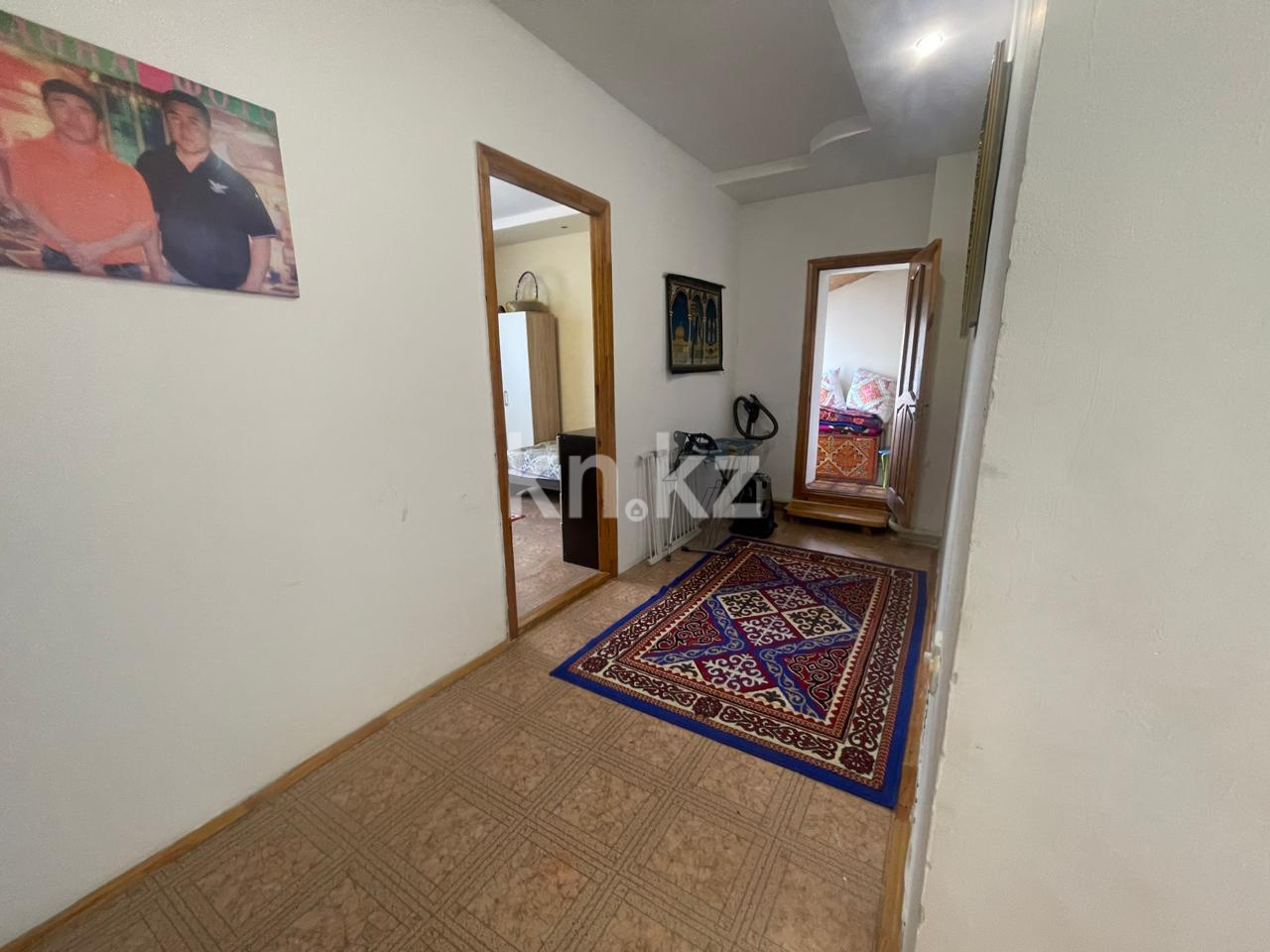 Продажа 5-комнатного дома, 271 м², ул. Жакана Смакова в Караганде - фото 14