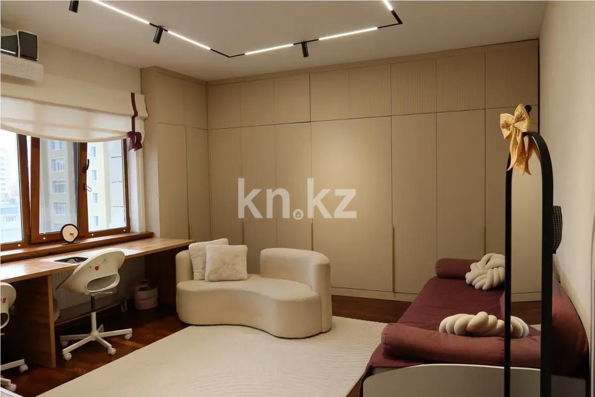 Продажа 5-комнатной квартиры, 216 м² в Астане - фото 6