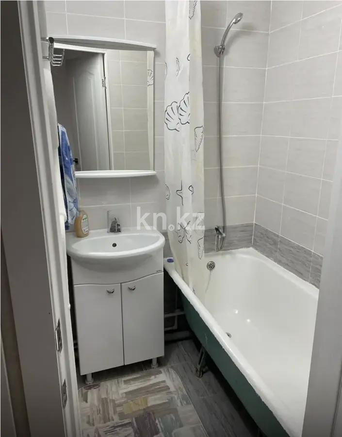 Продажа 2-комнатной квартиры, 43 м², ул. Мустафина, дом  8 в Караганде - фото 4