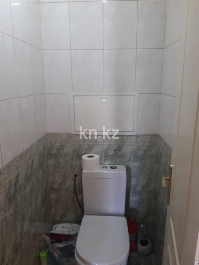 Продажа 3-комнатной квартиры, 78 м², пр. Назарбаева, дом  18 в Караганде - фото 10