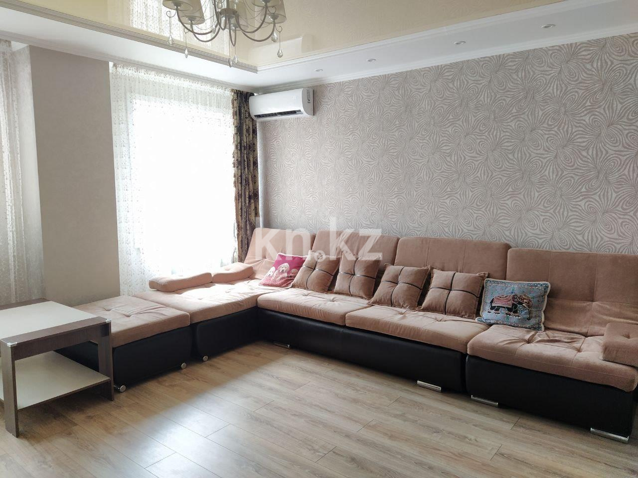 Продажа 2-комнатной квартиры, 67 м², пр. Республики в Караганде