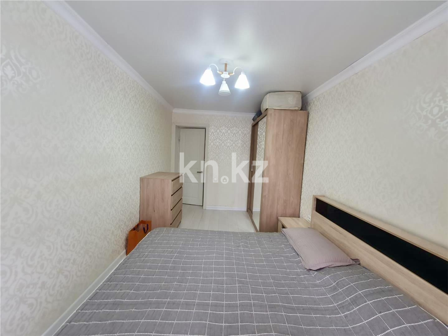 Продажа 3-комнатной квартиры, 57 м², ул. Аманжолова в Караганде - фото 4